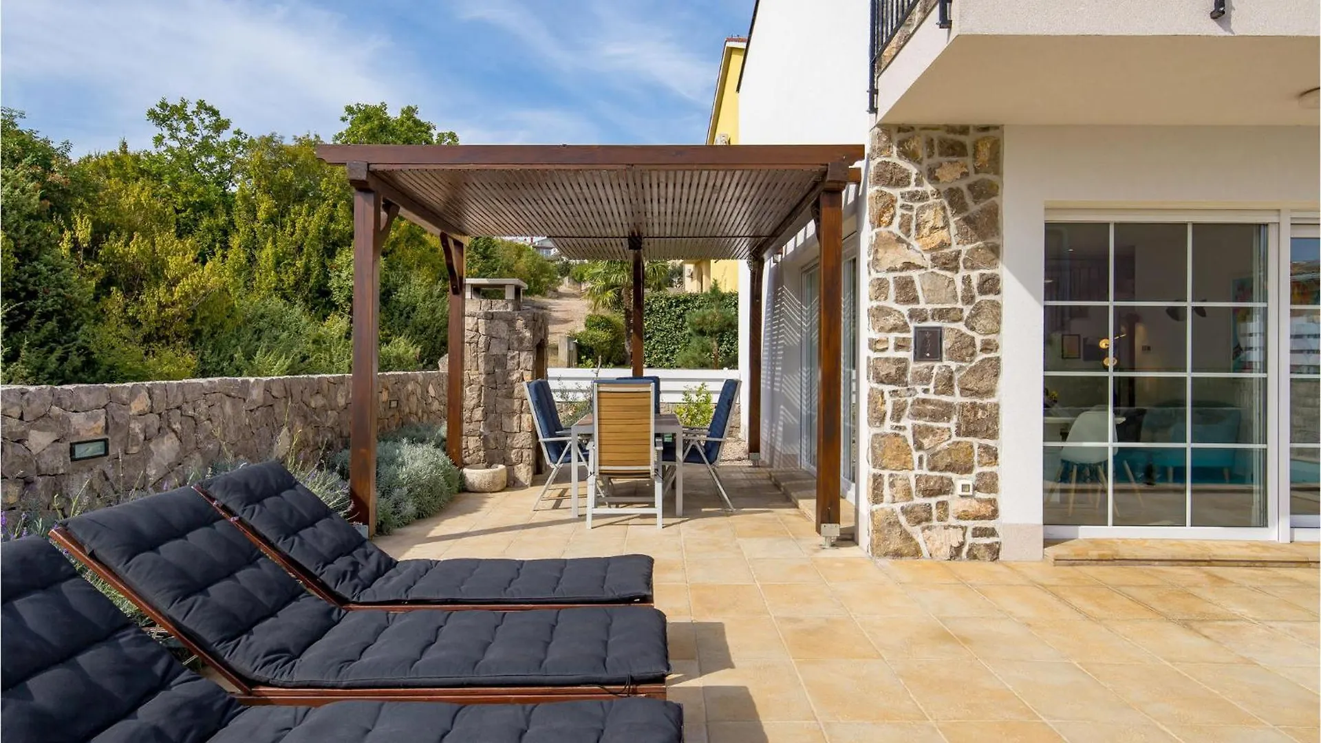 3 Bedroom Stunning Home In Kornić