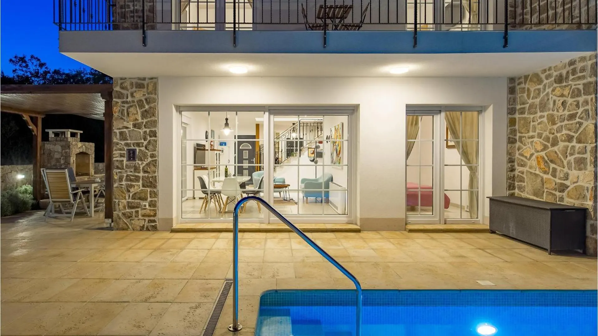 3 Bedroom Stunning Home In Kornić