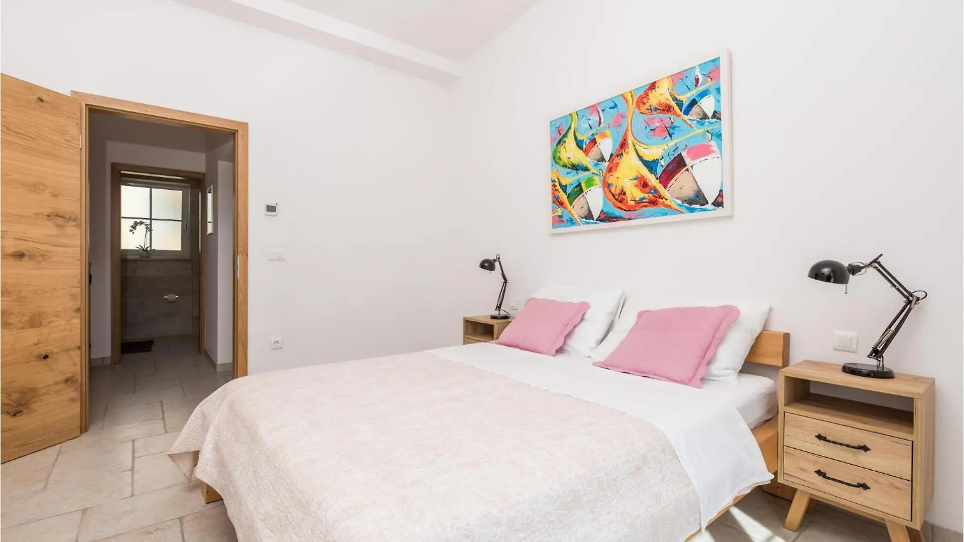 3 Bedroom Stunning Home In Kornić